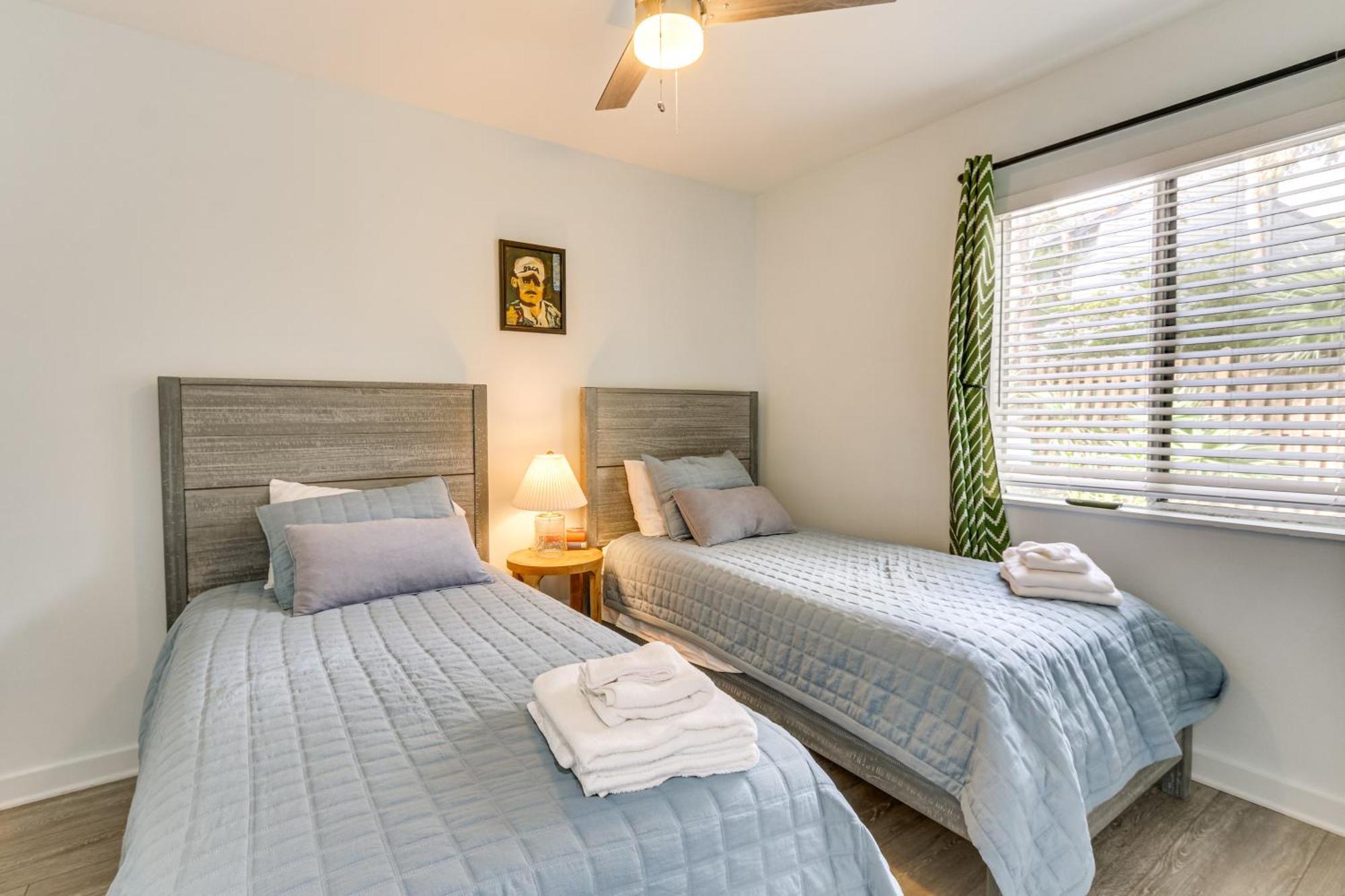 The Dunes Villa With Pool Access - Walk To Beach! ヒルトンヘッドアイランド エクステリア 写真